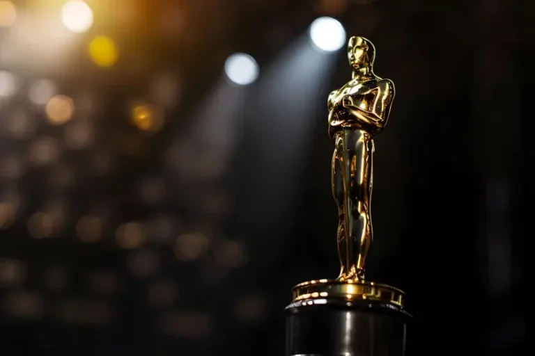 Golden Oscar Statue
