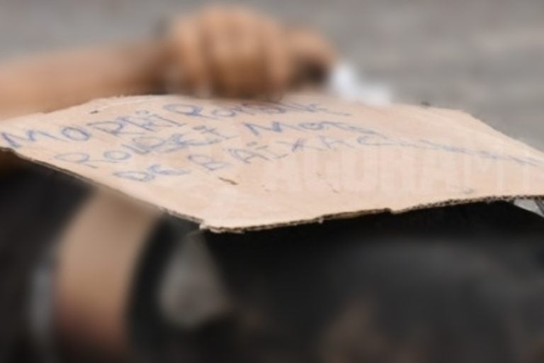 Morri porque roubei moto: corpo é encontrado com mensagem.