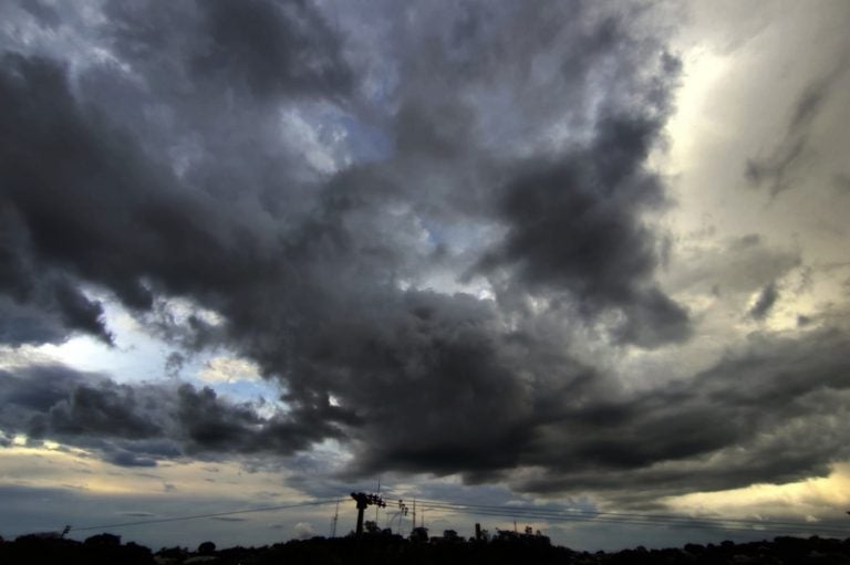 Aviso Amarelo Do Inmet Indica Risco De Temporal Em Umuarama