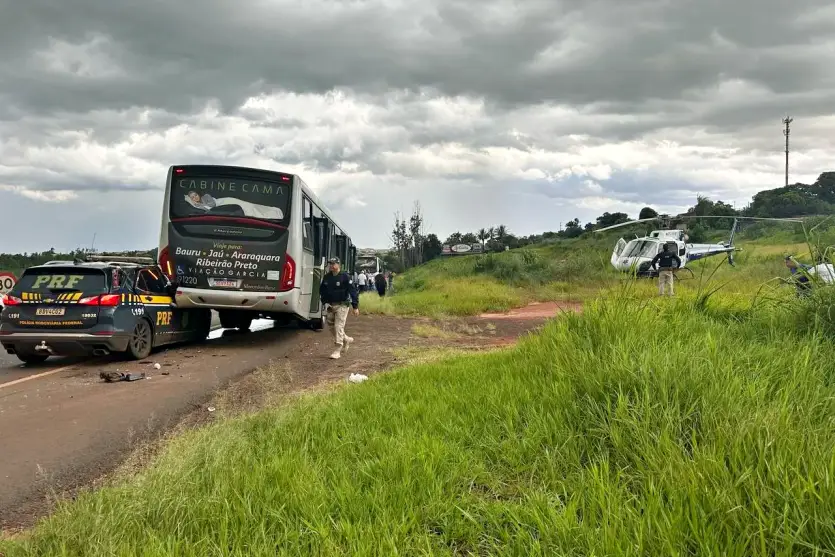 Colisão Entre Viatura Da Prf E ônibus Deixa Dois Policiais Feridos 2