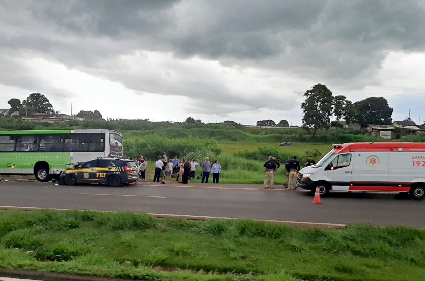 Colisão Entre Viatura Da Prf E ônibus Deixa Dois Policiais Feridos 3