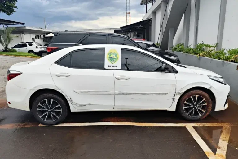 Dupla Que Roubou Carro é Interceptada Pela Pm Em Umuarama