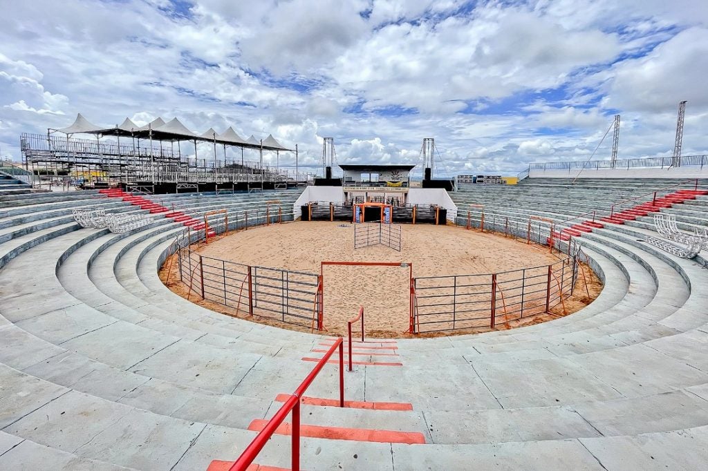 Arena de rodeio da Expo Douradina