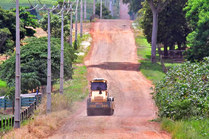Estradas Rurais Recebem Serviços Para Melhorar O Tráfego (2)