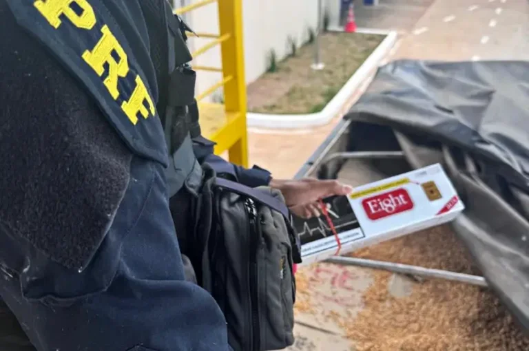 Prf Apreende Bitrem Carregado Com Cigarros Em Alto Paraíso