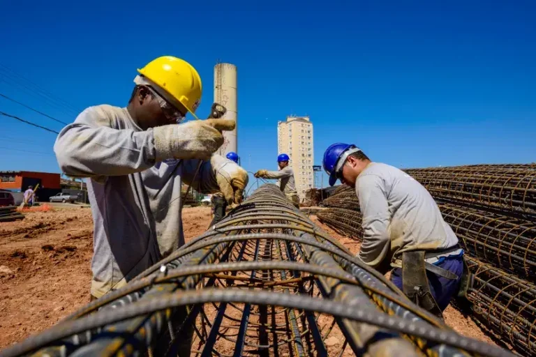 Salário Médio Do Paranaense Teve Aumento De 9,2%, Indica Ibge (3)