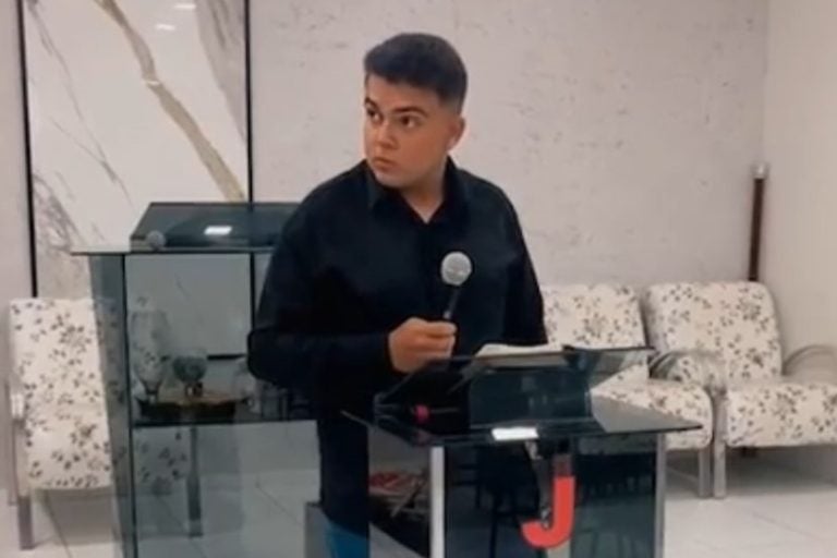 Velório do jovem vítima de acidente: natural de Icaraíma, Mateus Paiva era evangélico e morava em Umuarama.