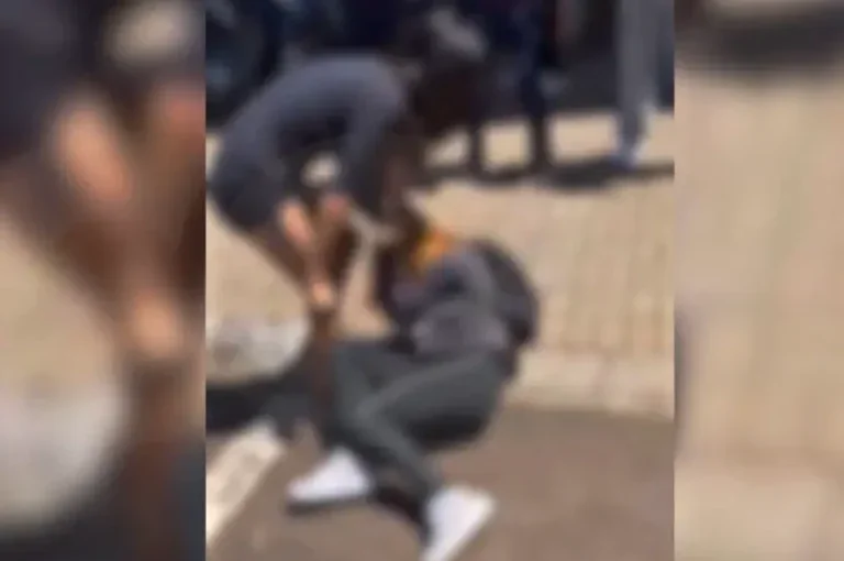 Vídeo Mostra Adolescente Sendo Agredida Na Saída Do Colégio