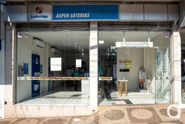 Mega-Sena acumula em R$ 90 milhões. Na foto, a lotérica Aspen, cujo apostador acertou na quadra.