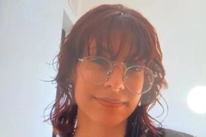 Avô faz apelo por adolescente desaparecida em Jesuítas. Na foto, a adolescente Flávia Gabrielly.