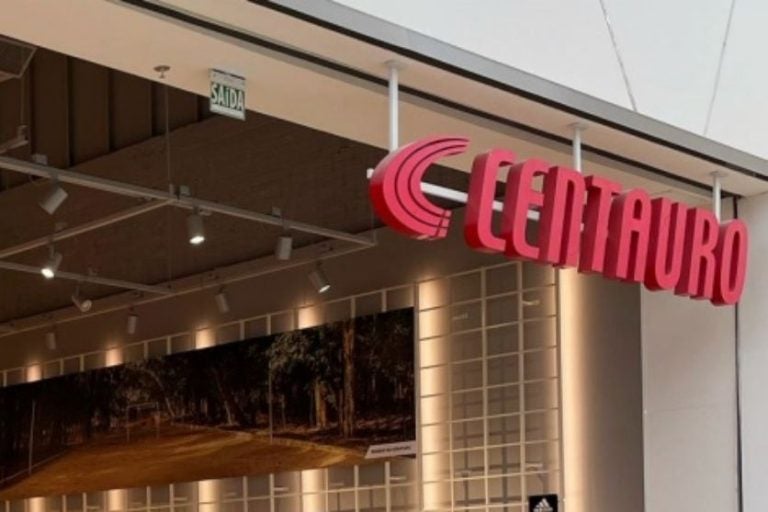 Centauro divulga programa trainee. Na foto, o emblema da empresa.