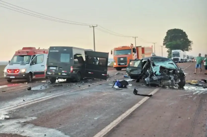 Acidente Com Van De Dupla Sertaneja (3)