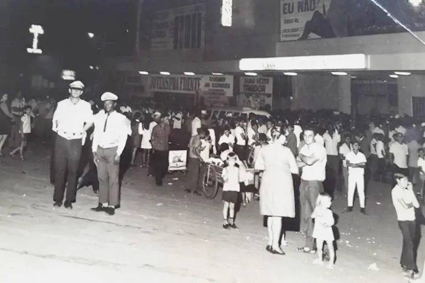 Antigas Instalações Do Cine Umuarama (4)