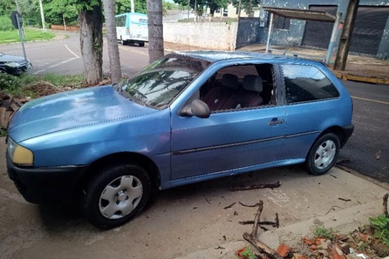 Motorista embriagado causa acidente em Umuarama. Na foto, o veículo do envolvido.