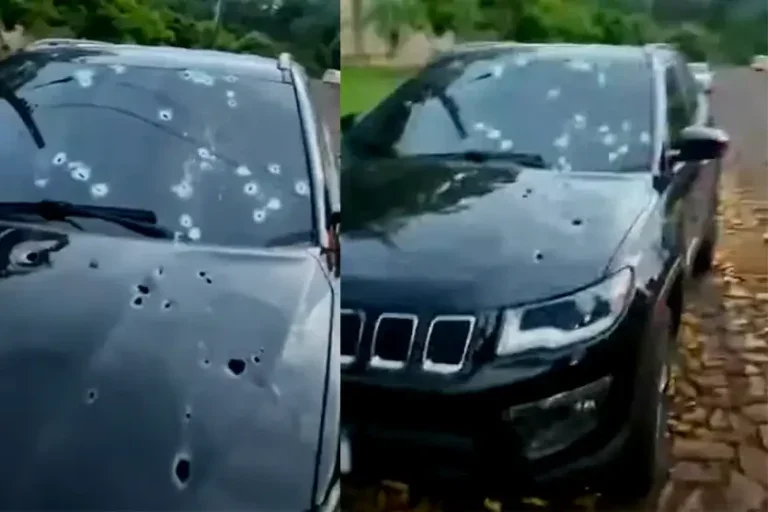 Carrro com varias perfurações de arma de fogo, todo furado De Bala