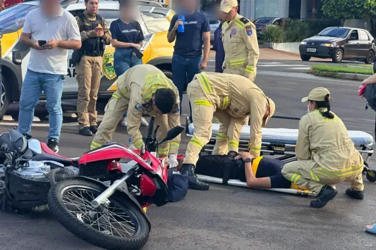 Motociclista Socorrido Pelos Bombeiros Com Suspeita De Fratura (1)