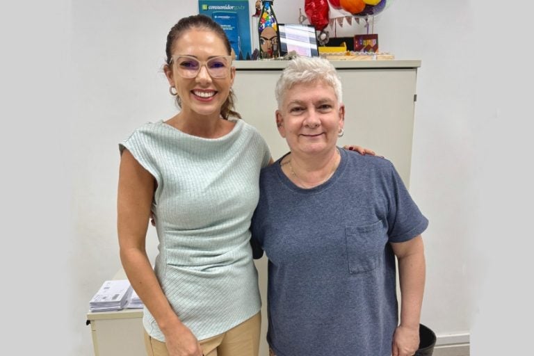 Secretária De Umuarama Durante Visita Ao Procon Paraná