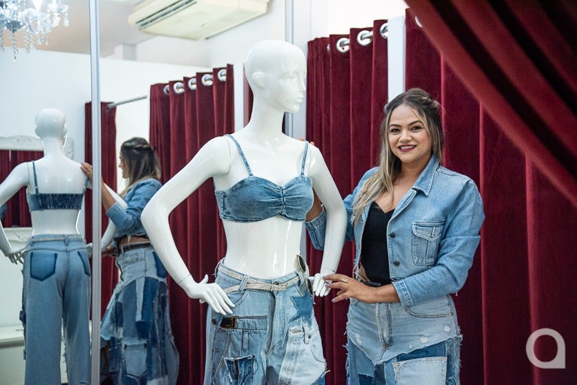 (16)a Arte Da Customização Do Jeans Na Concepção De Cris Lima