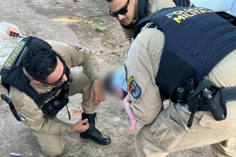 Pai de bebê salvo de engasgo em Umuarama agradece PM.