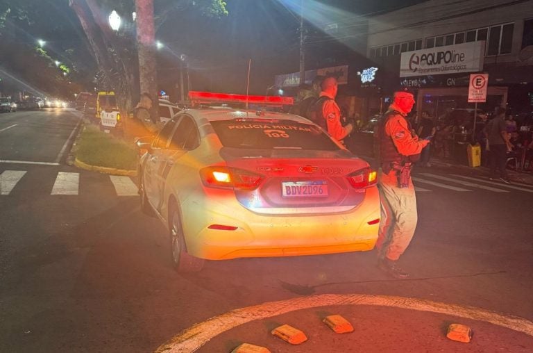 Na noite desta sexta-feira (28), o 25º Batalhão da Polícia Militar (25º BPM) intensificou a fiscalização de trânsito na Avenida Maringá, Zona I, como parte da Operação Lei Seca 2025.