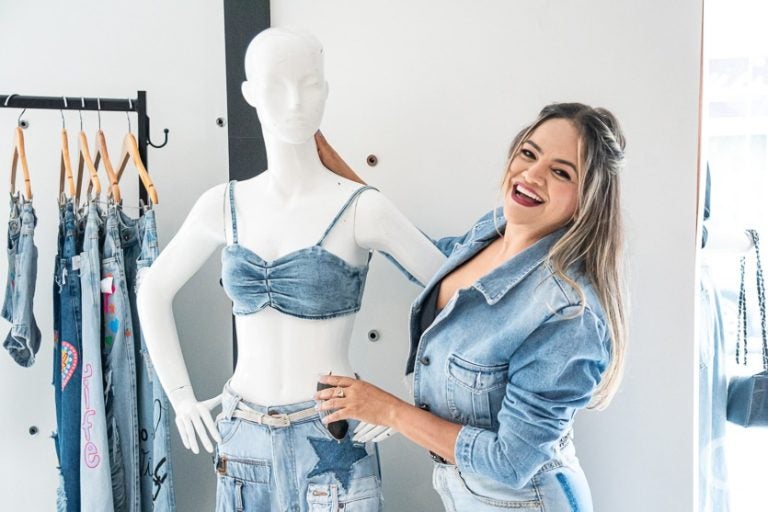 A Arte Da Customização Do Jeans Na Concepção De Cris Lima (1)