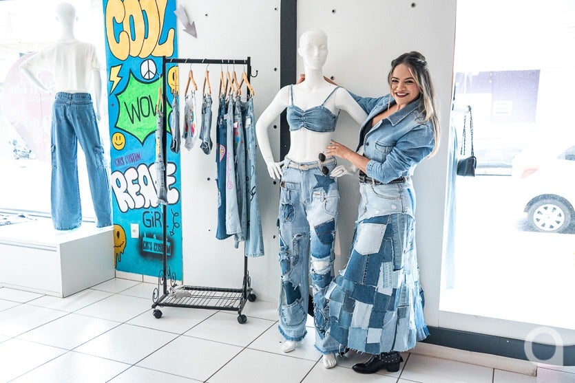 A Arte Da Customização Do Jeans Na Concepção De Cris Lima (18