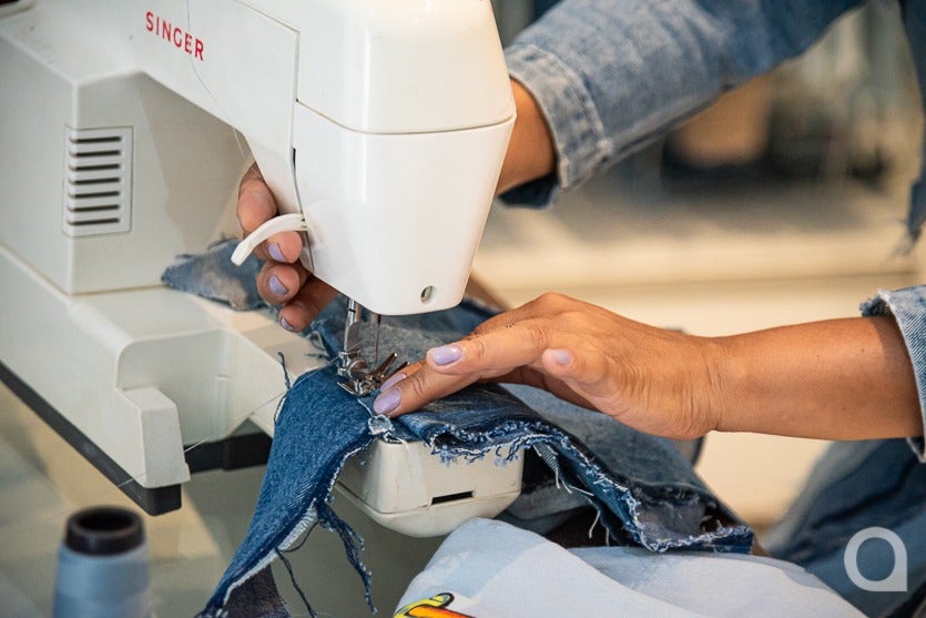 A Arte Da Customização Do Jeans Na Concepção De Cris Lima (9)