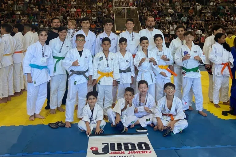 Atletas Da Associação De Judô Juan Jimenez Conquistam Medalhas No Regional Em Maringá 2