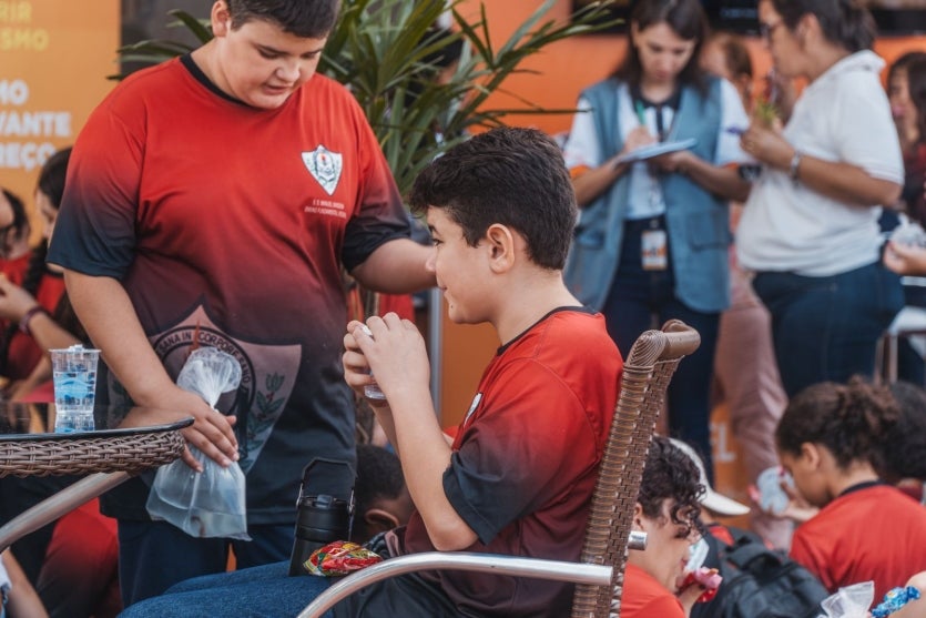 Caravanas De Alunos Da Região Visitam A Expo Umuarama (4)