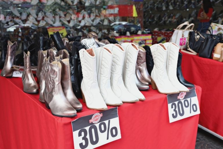 Comércio Investe Em Roupas E Calçados Para A Expo Umuarama (2)