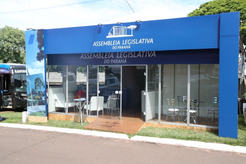 Deputados Estaduais Recebem Pedidos De Umuarama E Região (1)