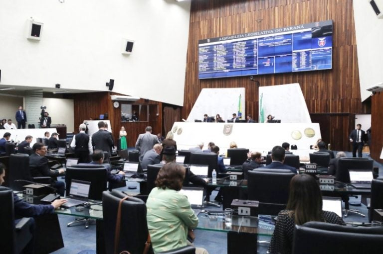 Deputados Rejeitam Redução Do Prazo Para Negativar Inadimplentes