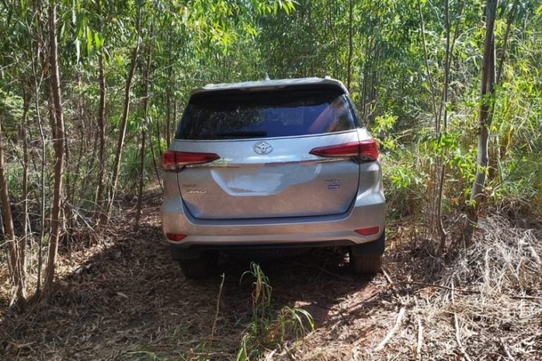Hilux Furtada Em Umuarama é Localizada Pela Pm Em Icaraíma