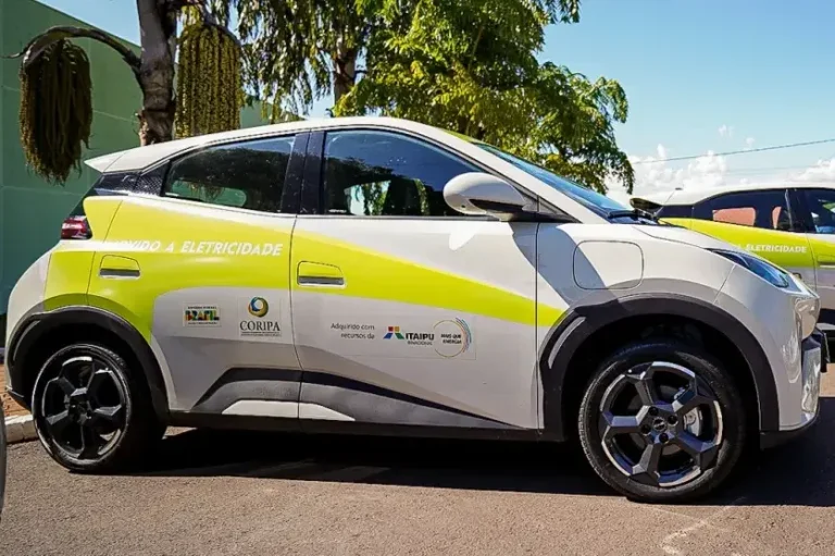 Itaipu Entrega Veículos Elétricos E Convênios Na Expo Umuarama