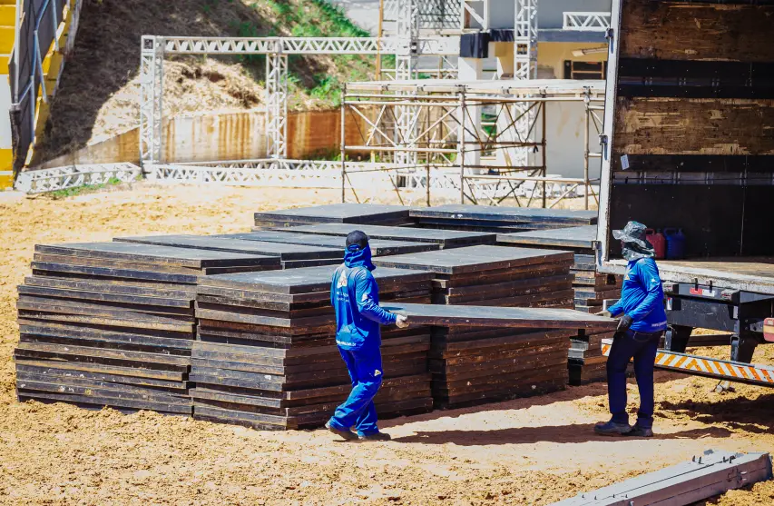 Montagem Estandes Ok