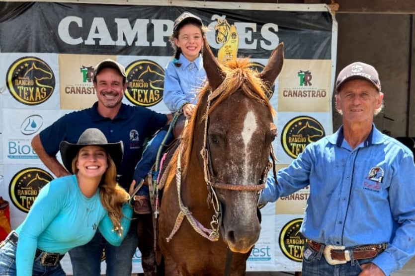 Menina De 5 Anos Se Destaca Em Competições Dos Três Tambores (5)