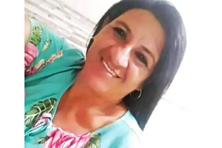 Moradora De Umuarama Procura Por Mãe Biológica
