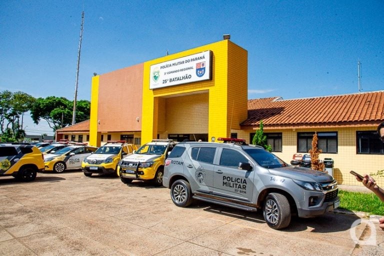 Pms De Umuarama Salvam Bebê De 17 Dias Engasgado Com Leite