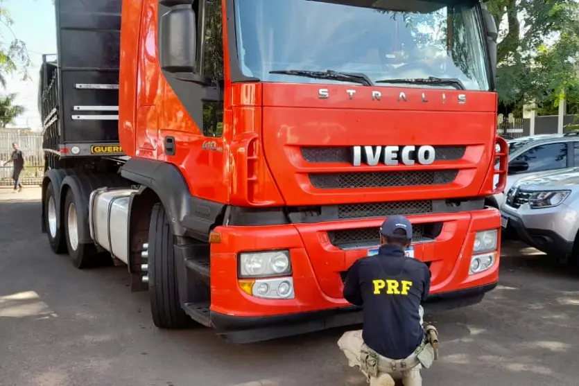 Prf Apreende Mais De 5 Toneladas De Maconha Em Carreta 1