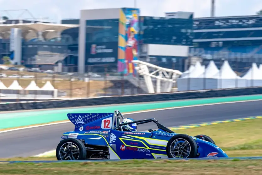 Piloto De Umuarama Assume A Liderança Em Dobro Na Fórmula Vee (3)