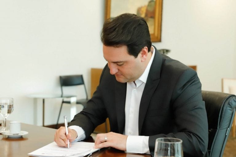 Ratinho Junior: Márcio Nunes deixa o Turismo e assume a Agricultura. Guto Silva, ex-chefe da Casa Civil, vai para a Secretaria das Cidades