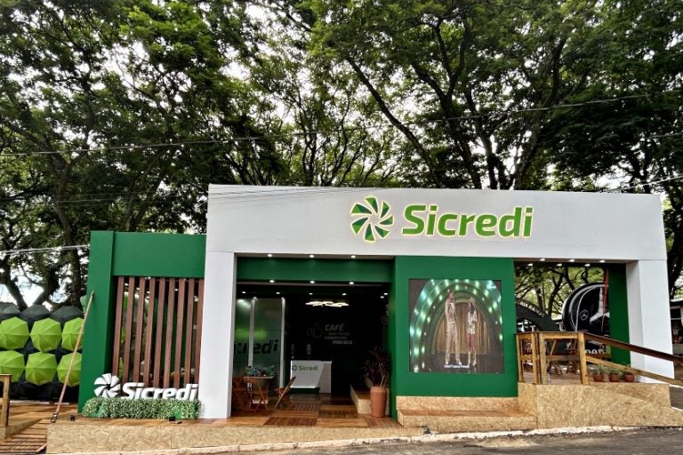 Sicredi Tem Estande Interativo Na Expo Umuarama 2025