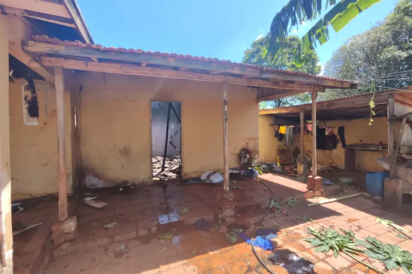 Tapira Mulher Presa Após Incêndio Que Matou Crianças Está Solta (1)