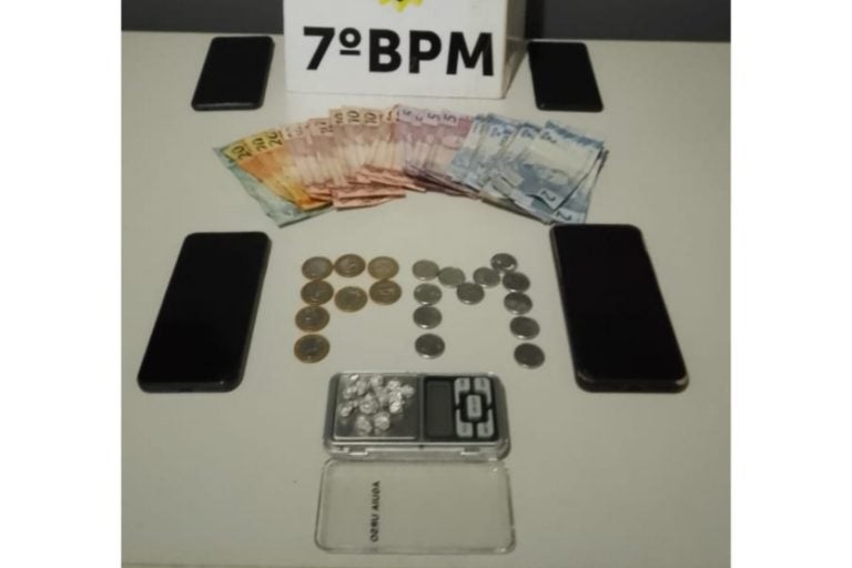 Tráfico de drogas em Rondon: PM apreende adolescentes e prende adultos.