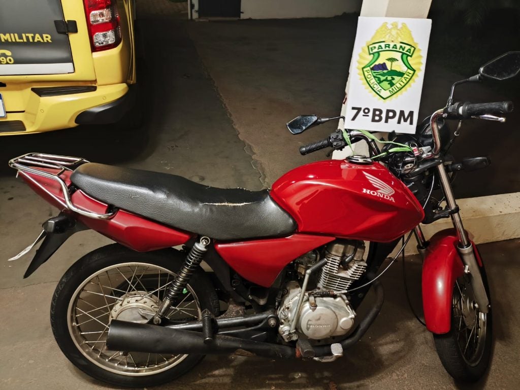 Motociclista E Preso Por Praticar Manobras Perigosas E Desobedecer A Policia