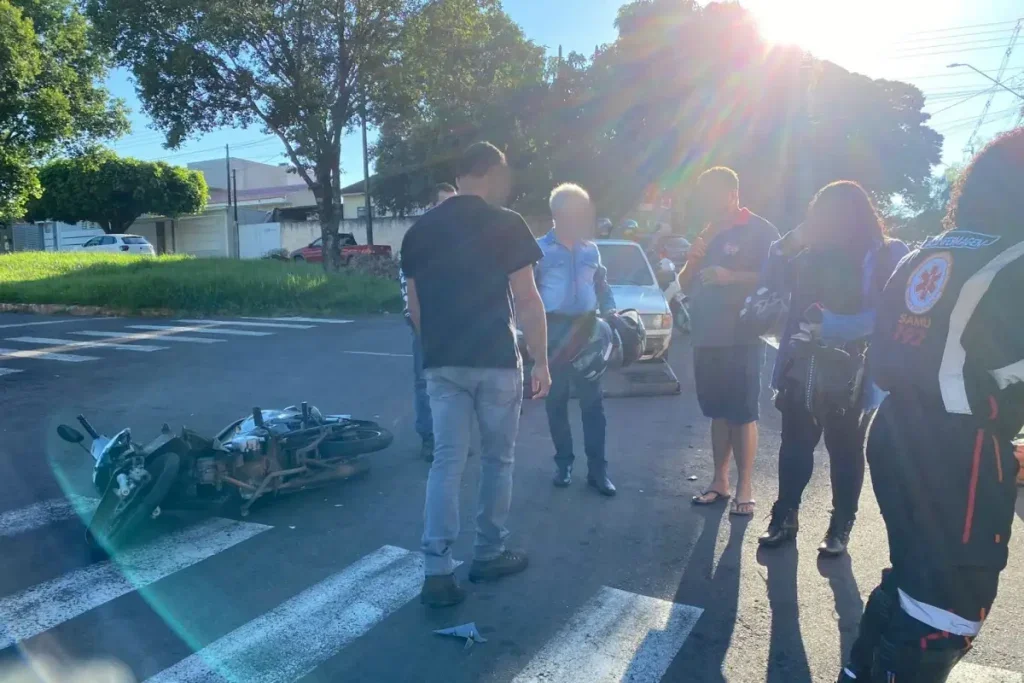 Acidente Entre Carro E Moto Deixa Motociclista Em Estado De Choque Em Umuarama 2