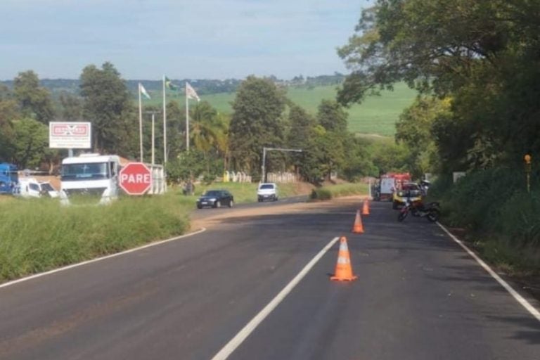 Acidente na PR-082: a vítima foi socorrida pelo Samu aéreo e encaminhada para atendimento em um hospital de Cianorte