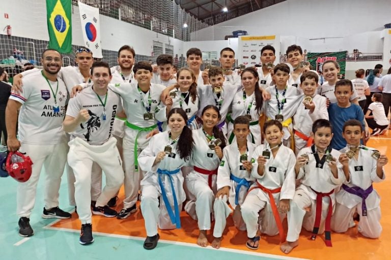 Atletas De Projeto De Taekwondo Ganham Medalhas Na Copa Oeste (4)