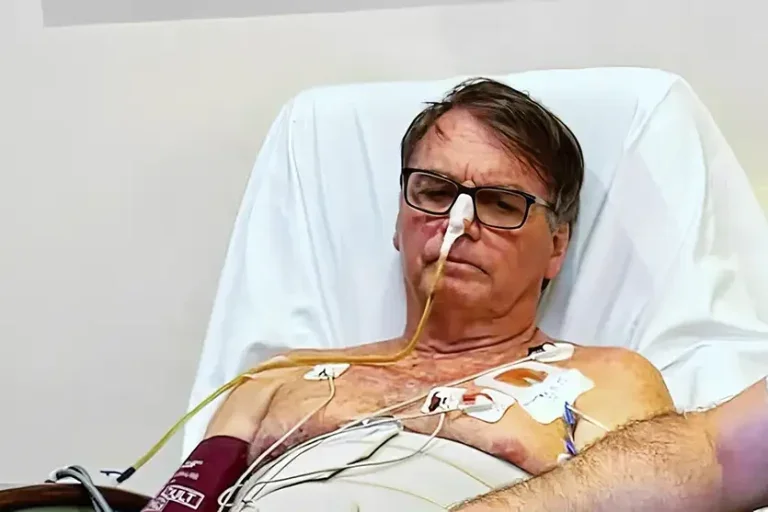 Bolsonaro Segue Na Uti