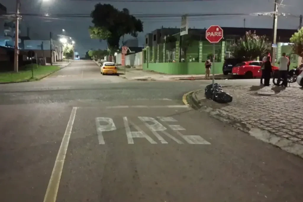 Colisão Entre Moto E Jeep Deixa Jovem De 19 Anos Gravemente Ferida 2